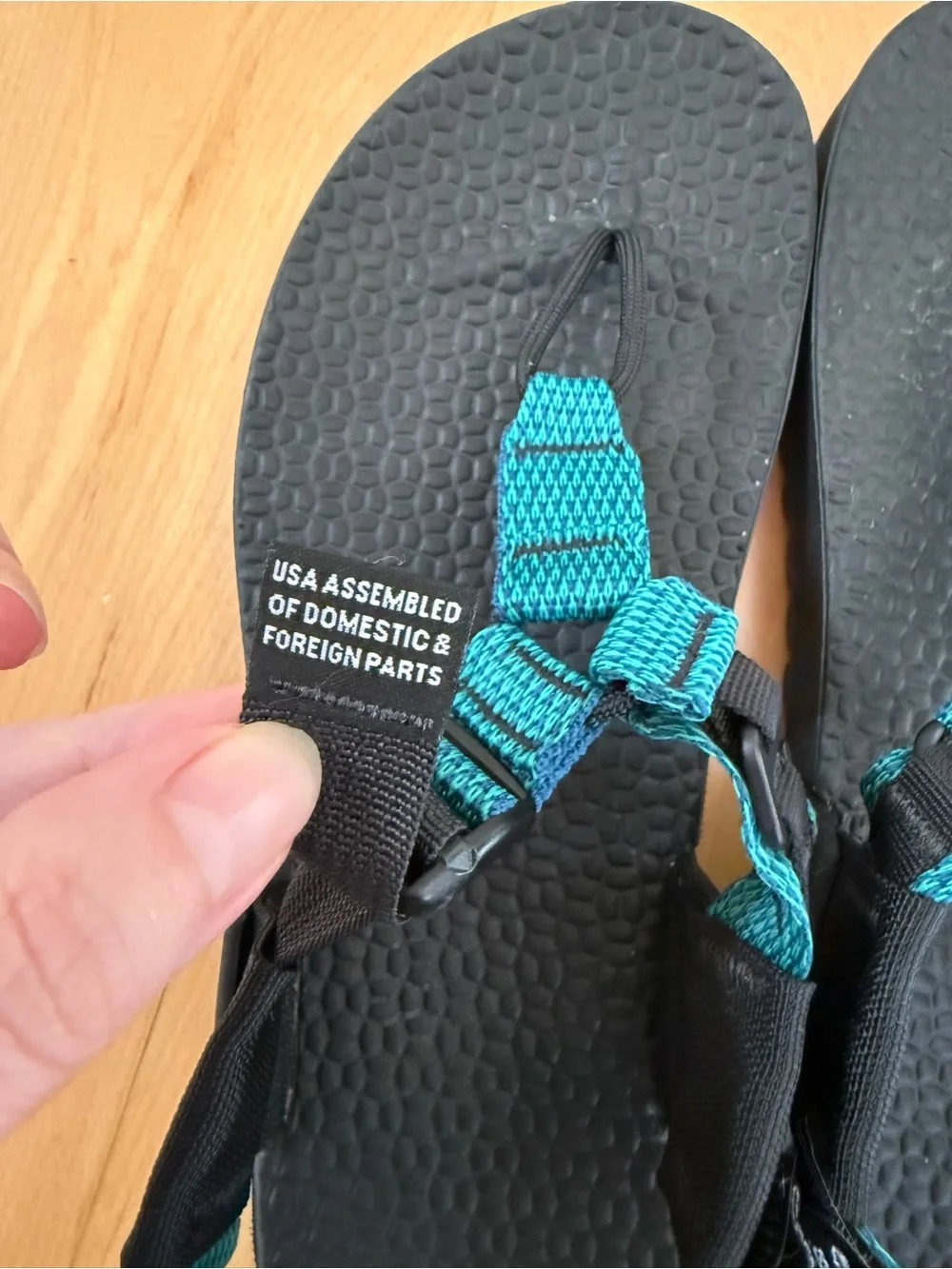Bedrock Unisex Active Sandal M6 / W7 Cascade Green EUC